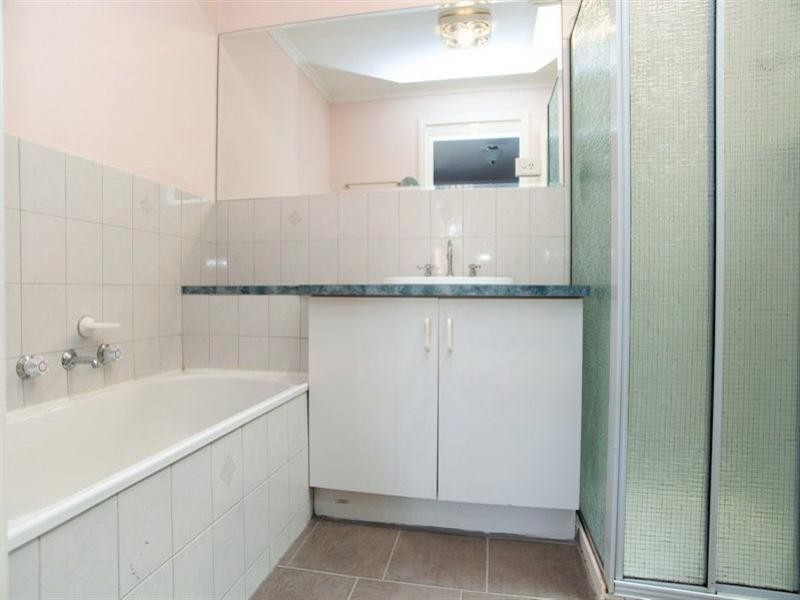 2A Tatlow Drive, Epping VIC 3076