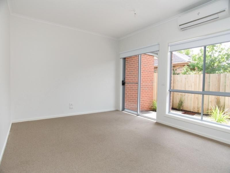 2/5 Aberdeen Street, Reservoir VIC 3073