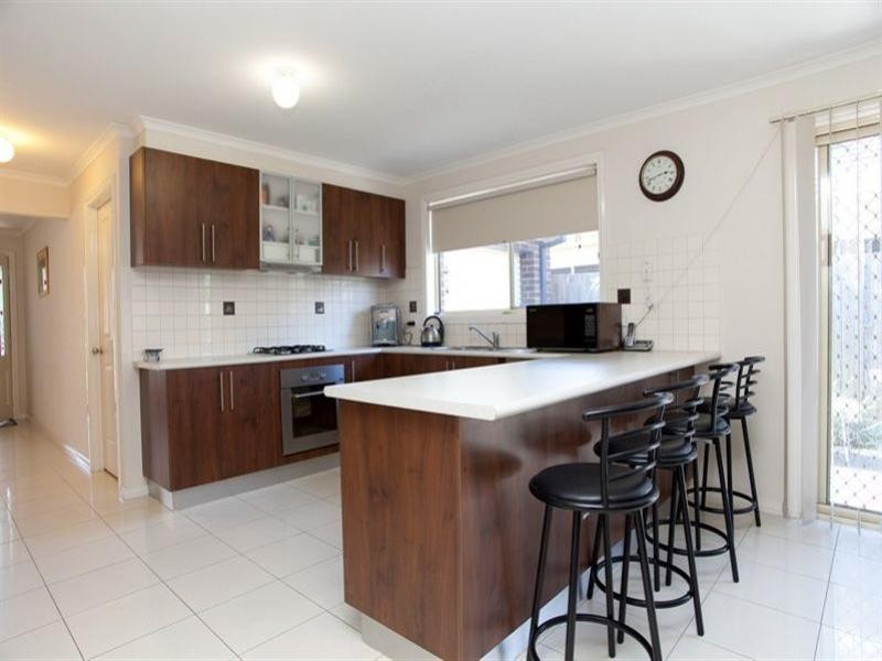 10 Ellendale Way, South Morang VIC 3752