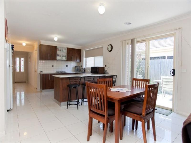 10 Ellendale Way, South Morang VIC 3752