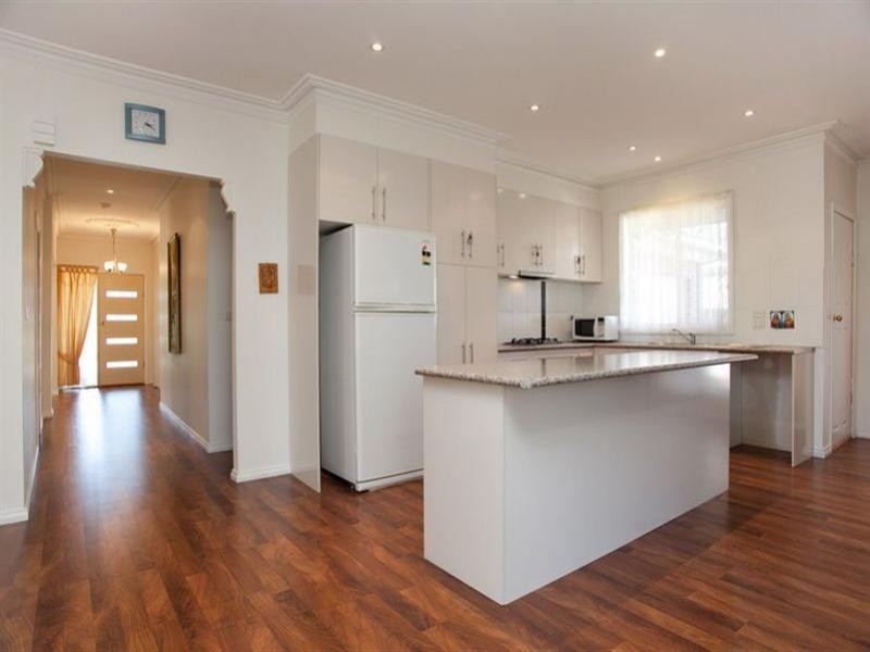 26 Echuca Way, Epping VIC 3076