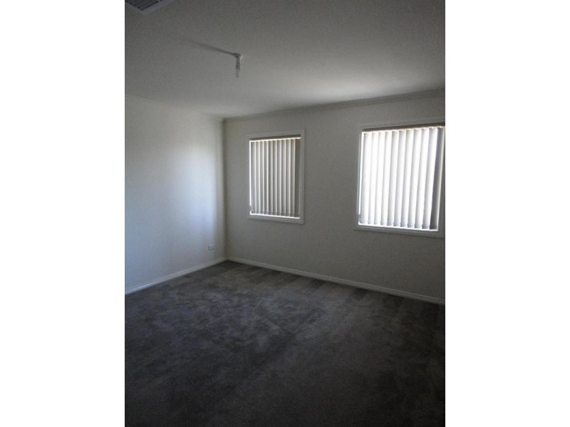 4/17 Simon Court, Epping VIC 3076