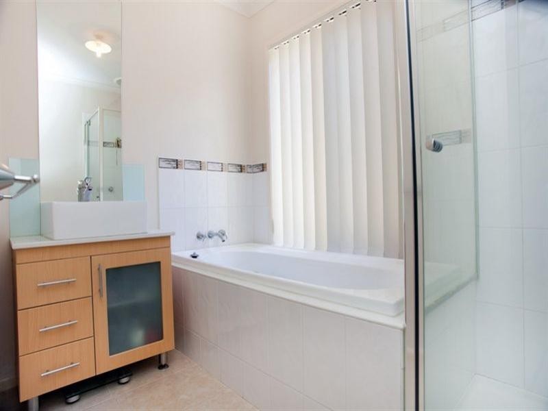 60 Farmhouse Boulevard, Epping VIC 3076