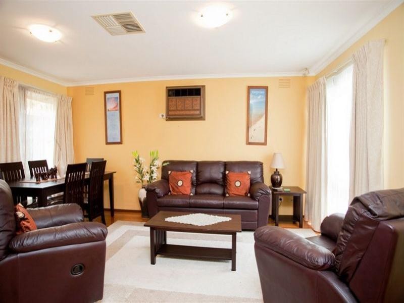 33 Buckland Crescent, Epping VIC 3076