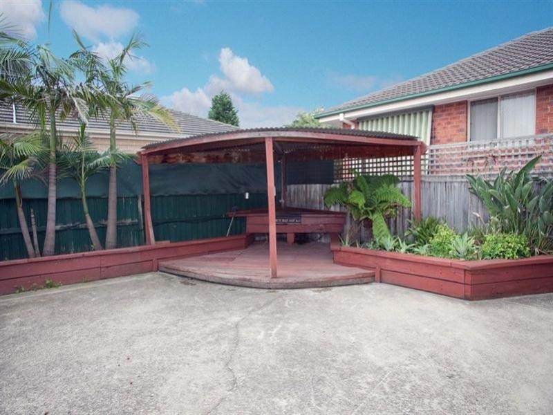 16 Sturrock Court, Mill Park VIC 3082