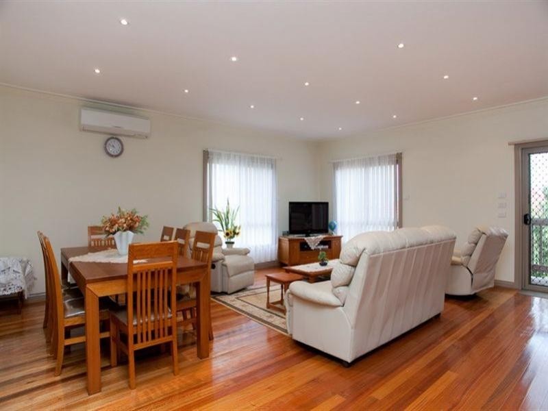 3 Loxton Terrace, Epping VIC 3076