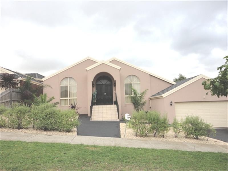 4 Lyons Rise, South Morang VIC 3752