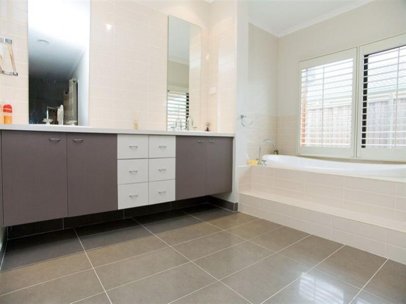 15 Serle Street, Doreen VIC 3754