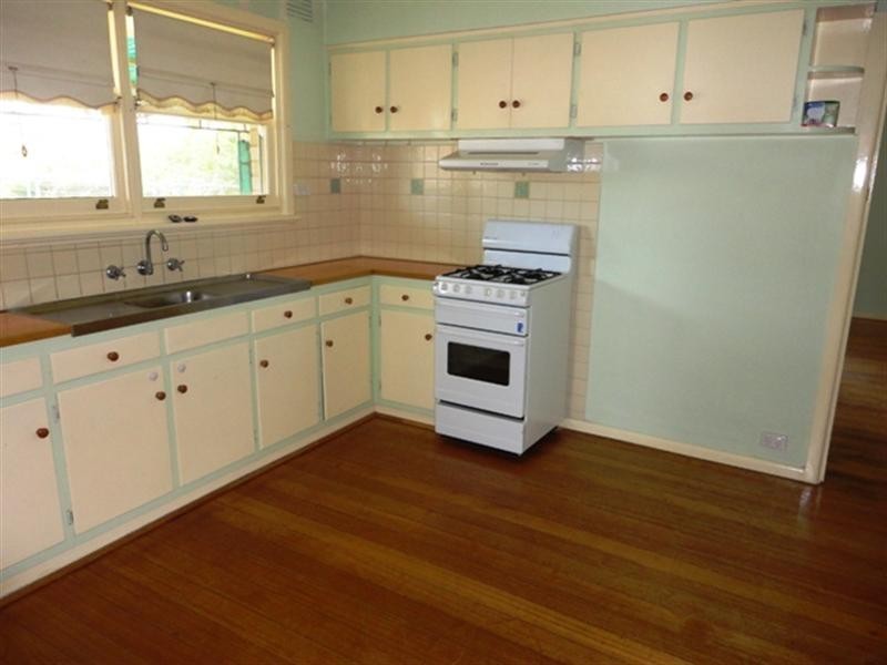 11 Wilgah Street, Thomastown VIC 3074