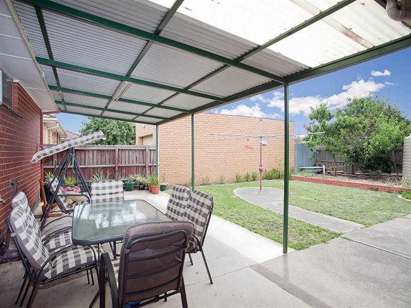 6 Philip Court, Thomastown VIC 3074