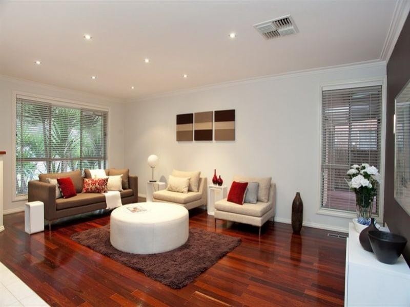 38 Trinity Way, South Morang VIC 3752