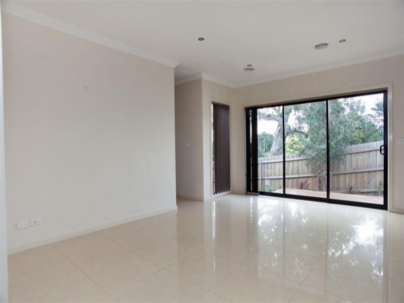 2/7 Old plenty Road, South Morang VIC 3752