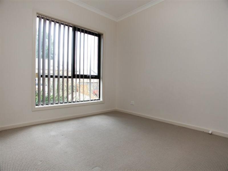 2/7 Old plenty Road, South Morang VIC 3752