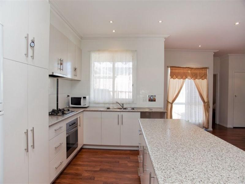 26 Echuca Way, Epping VIC 3076