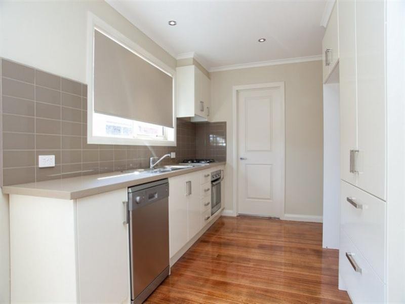 1/19 Lloyd Avenue, Epping VIC 3076