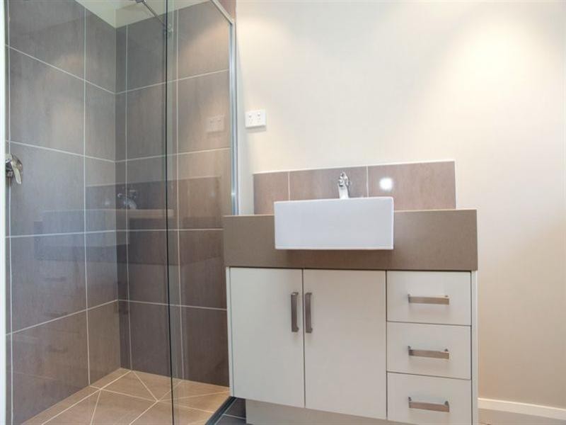 1/19 Lloyd Avenue, Epping VIC 3076