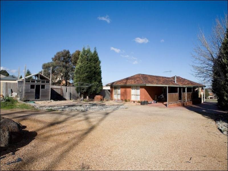 61 Dransfield Way, Epping VIC 3076