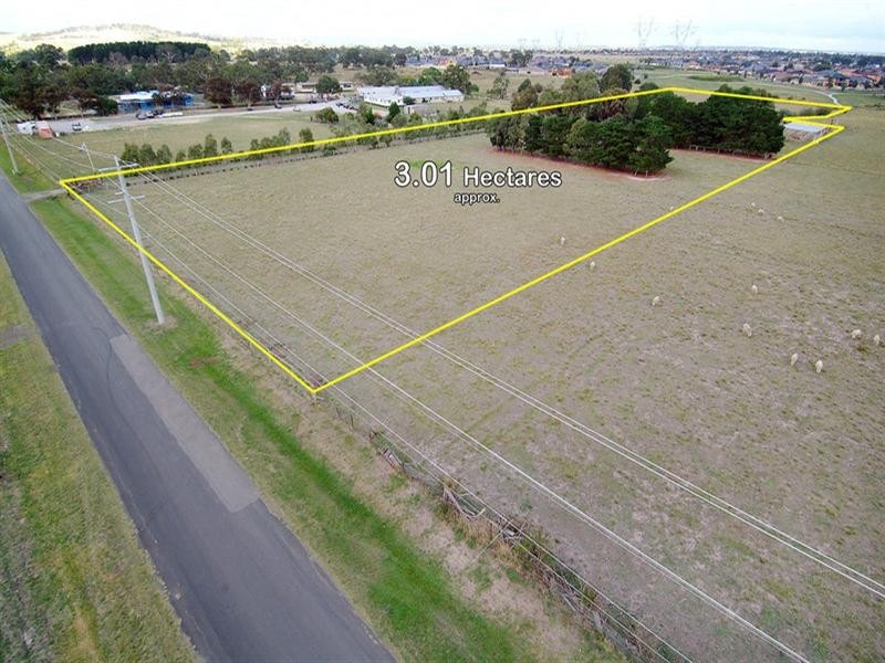 65 Harvest Home Road, Epping VIC 3076