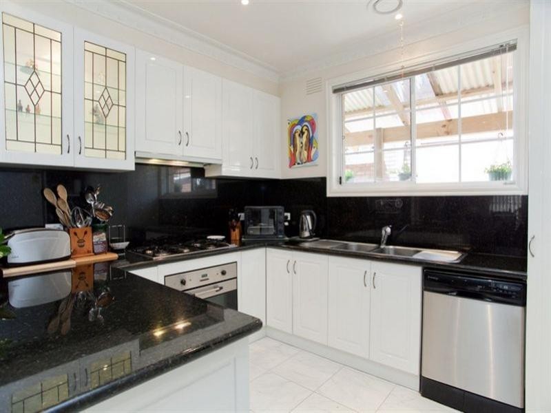12 Hakea Court, Thomastown VIC 3074