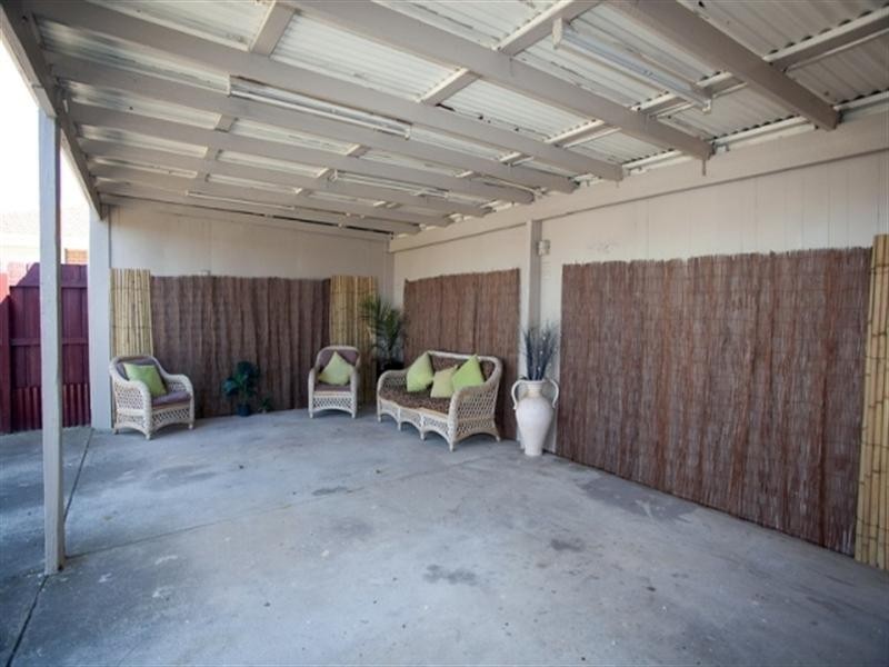 17 Wodonga Crescent, Thomastown VIC 3074