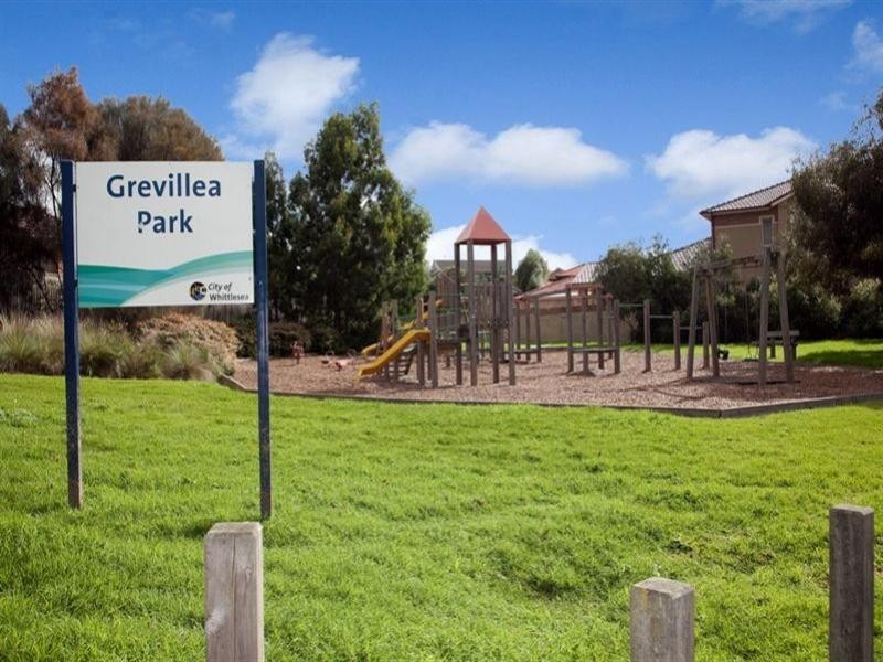 55 Grevillia Drive, Mill Park VIC 3082