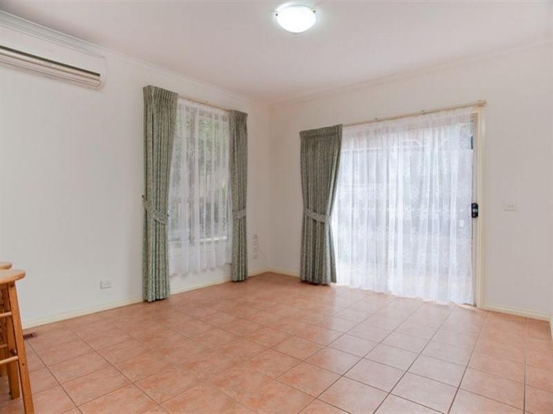 55 Grevillia Drive, Mill Park VIC 3082