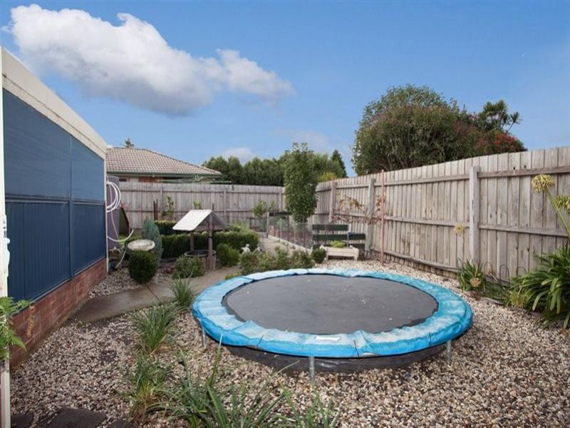 83 Banbury Crescent, Craigieburn VIC 3064