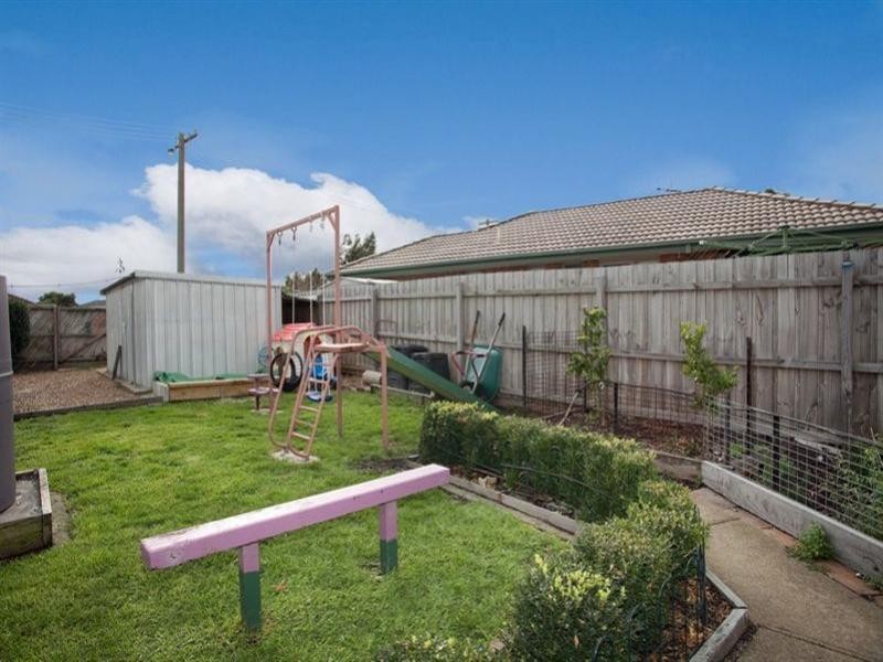 83 Banbury Crescent, Craigieburn VIC 3064