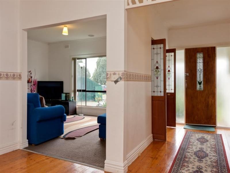 61 Davisson Street, Epping VIC 3076