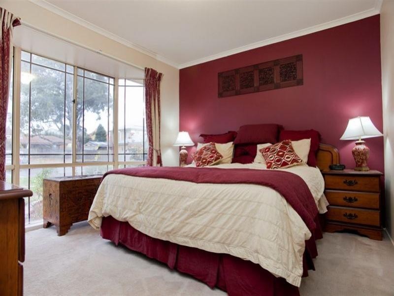 12 Redgum Court, Mill Park VIC 3082