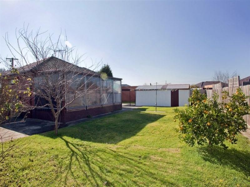 21 Cherry Court, Lalor VIC 3075