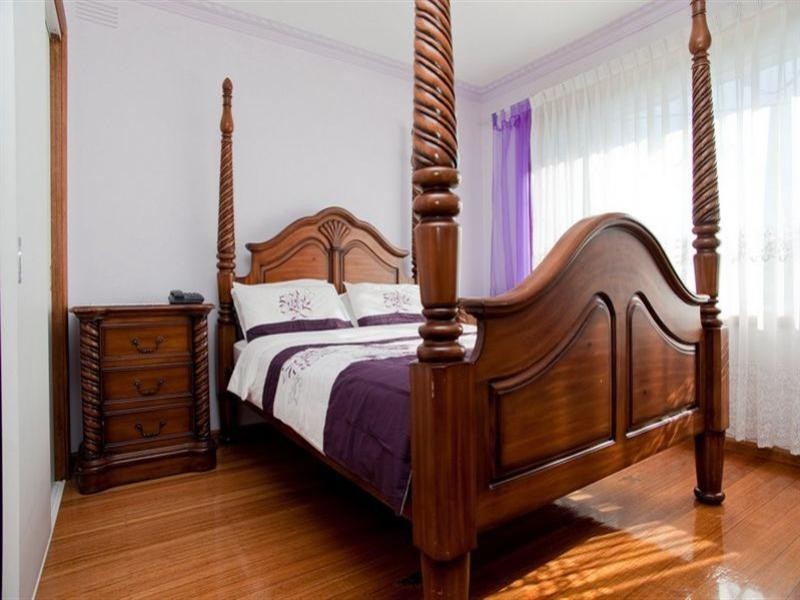 21 Cherry Court, Lalor VIC 3075