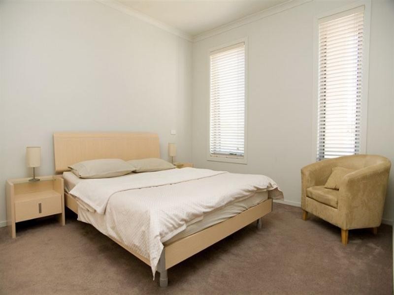 4 Alhambra Drive, Epping VIC 3076