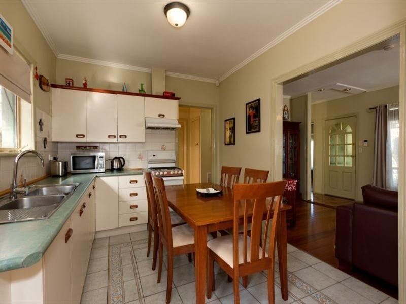 44 Locher Avenue, Reservoir VIC 3073