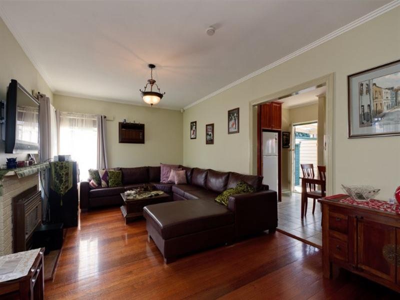 44 Locher Avenue, Reservoir VIC 3073