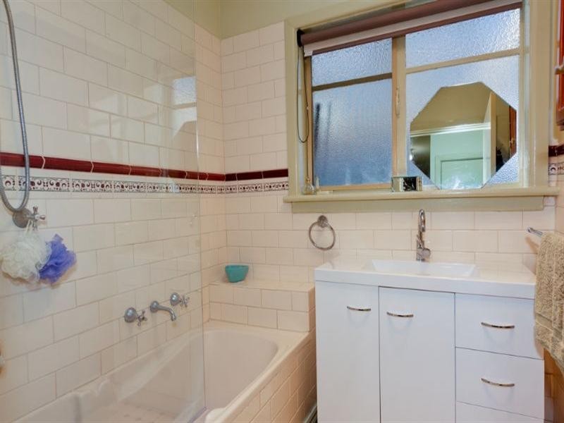44 Locher Avenue, Reservoir VIC 3073