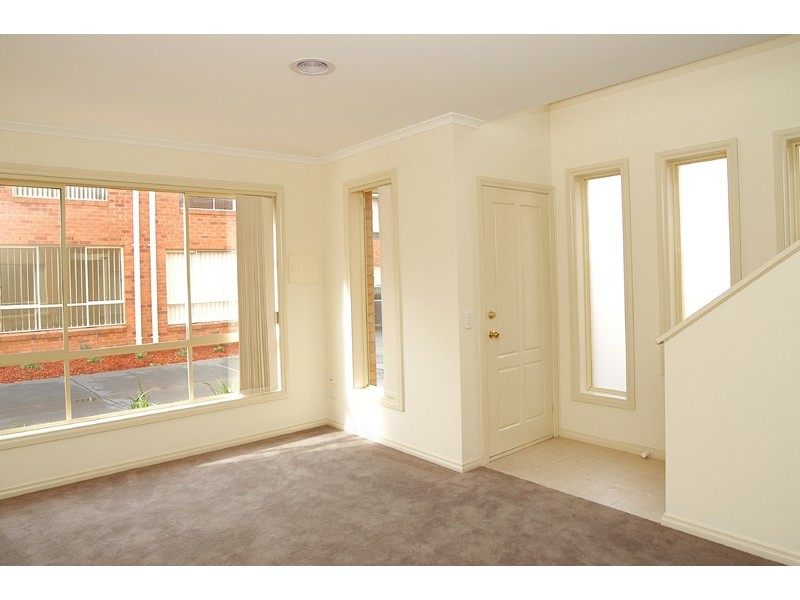 90 Edgars Road, Thomastown VIC 3074