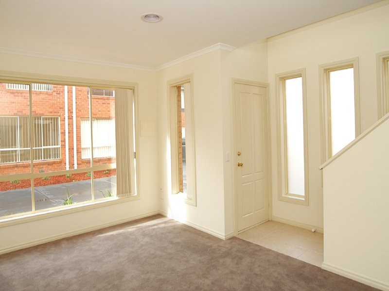 90 Edgars Road, Thomastown VIC 3074