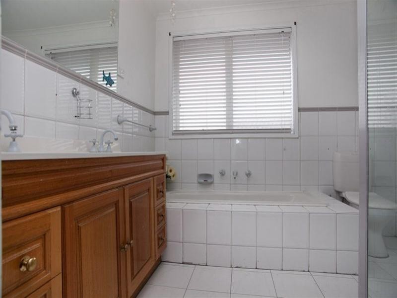 2 Tranquil Place, Thomastown VIC 3074