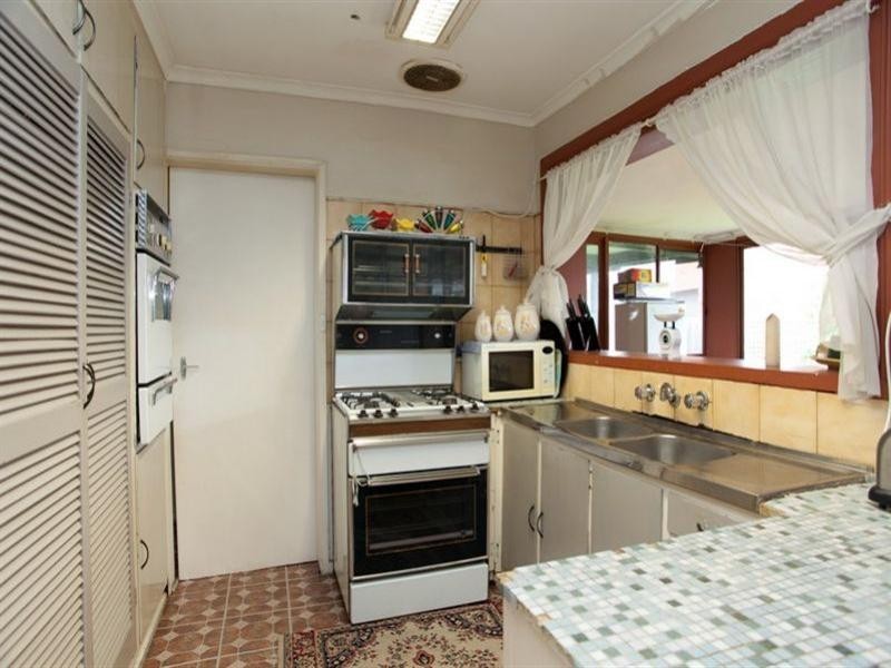 50 Rosedale Drive, Lalor VIC 3075