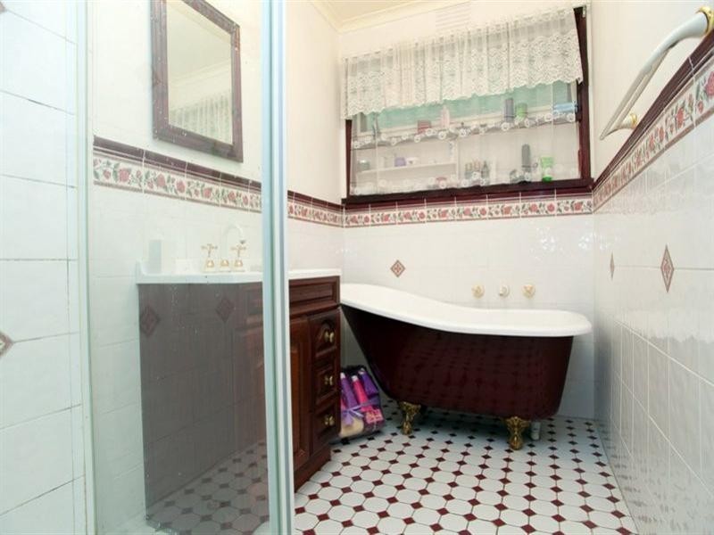 50 Rosedale Drive, Lalor VIC 3075