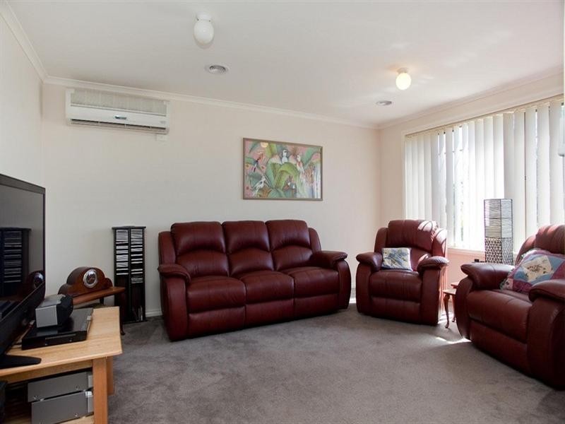 10 Ellendale Way, South Morang VIC 3752