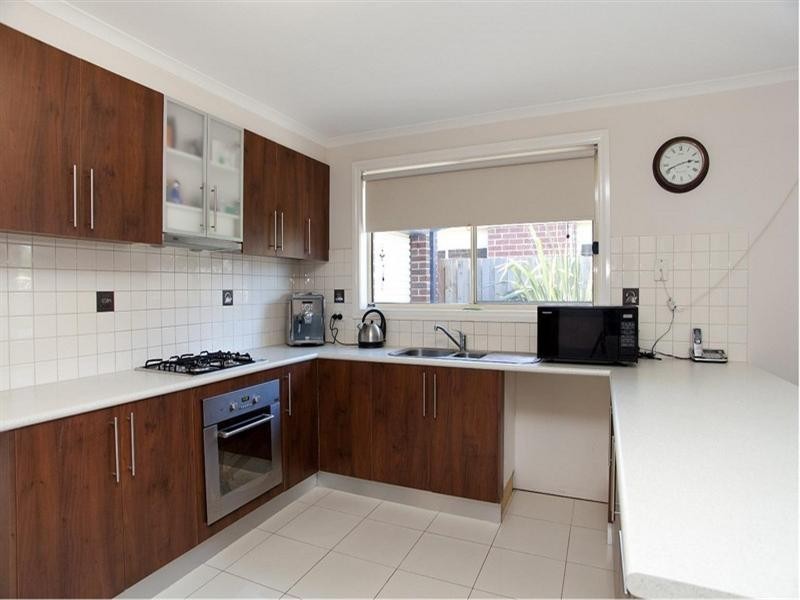 10 Ellendale Way, South Morang VIC 3752