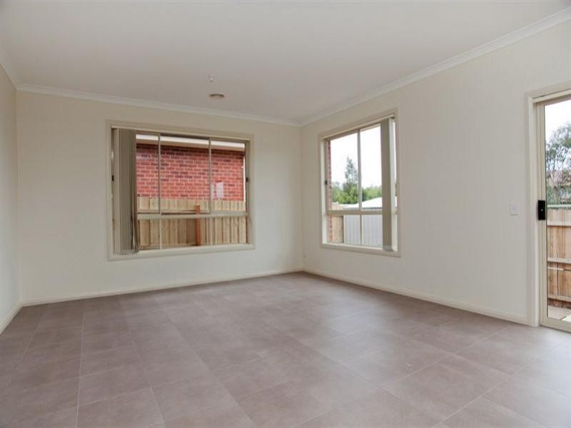 1/5 Capri Court, Reservoir VIC 3073