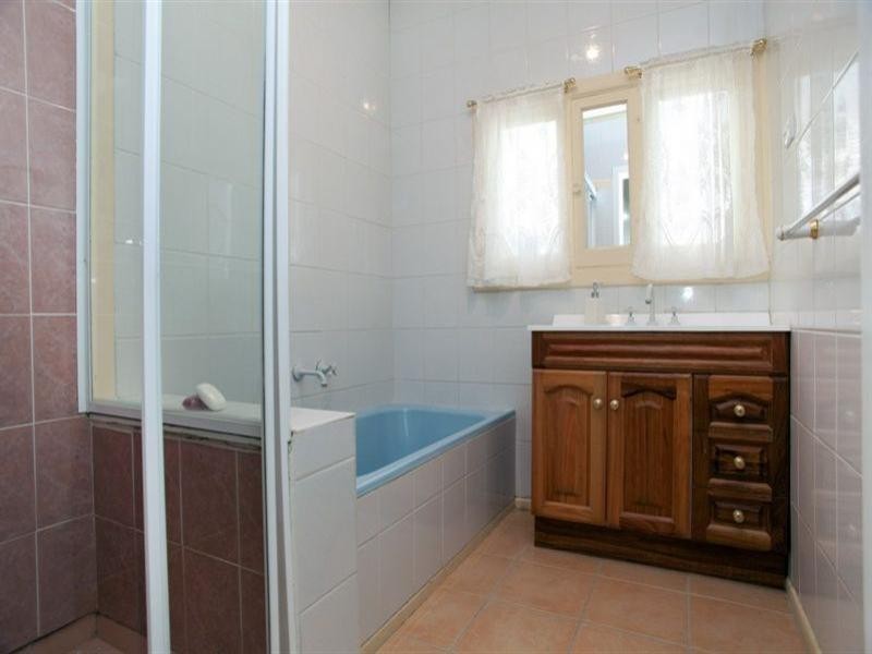 13 Evans Street, Lalor VIC 3075