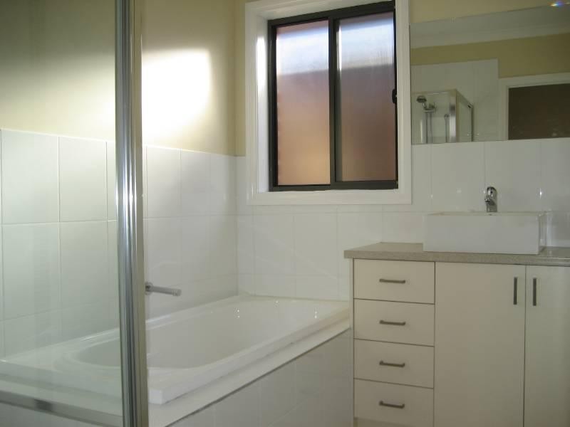 13 Breakwater Drive, Doreen VIC 3754