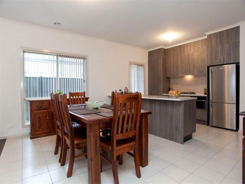 26 Middlesborough Drive, Craigieburn VIC 3064