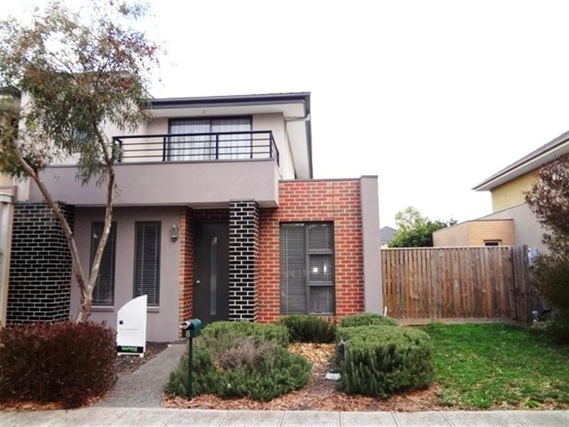 8 Shine Walk, Epping VIC 3076