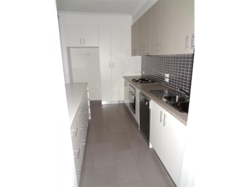 8 Shine Walk, Epping VIC 3076