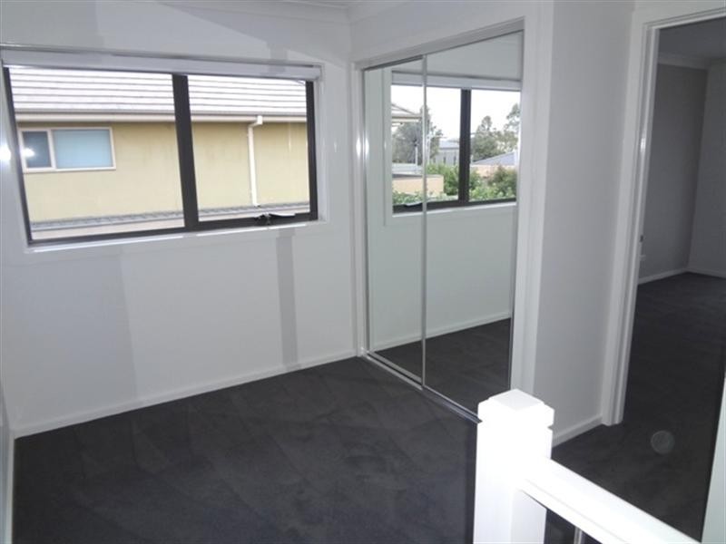 8 Shine Walk, Epping VIC 3076